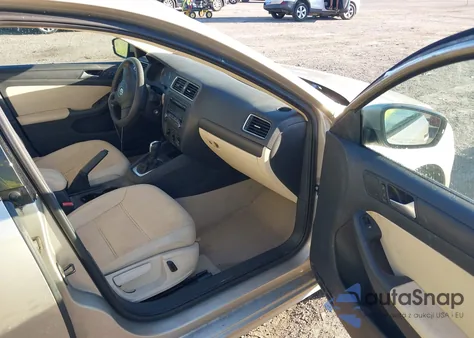 2014 Volkswagen Jetta 1.8T Se from USA, damaged, VIN 3VWD07AJ1EM232142